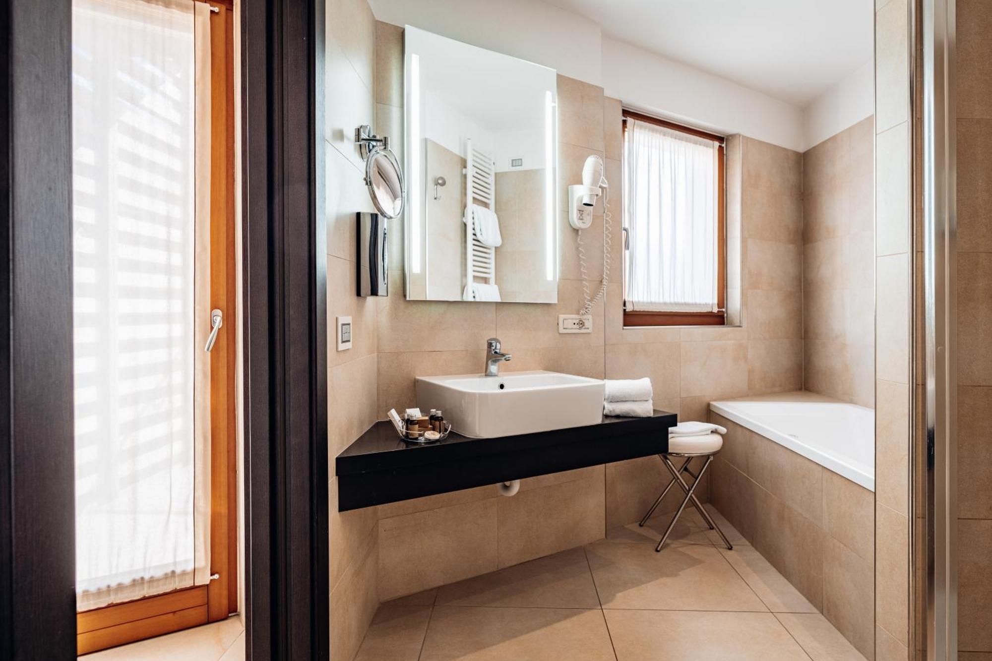 Suite Junior con bañera de hidromasaje
